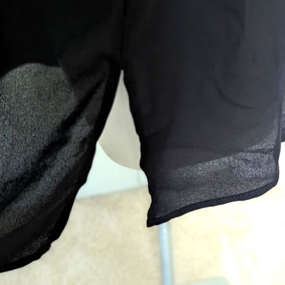 NWT Torrid Mock Neck Beaded Front Women's Tunic Tank - Picture 14 of 16